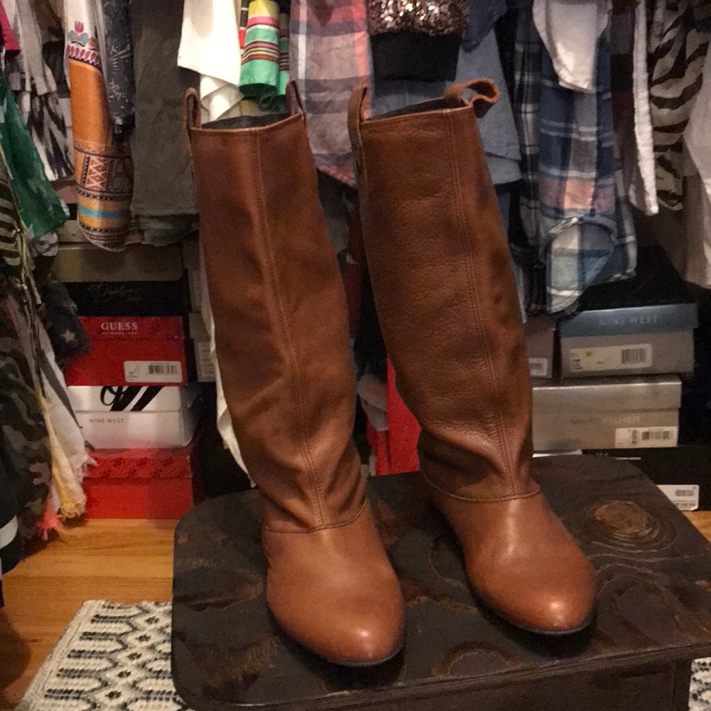 Genuine leather boots